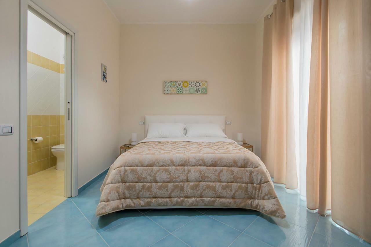Ad Maiora Bed & Breakfast Salerno Ngoại thất bức ảnh